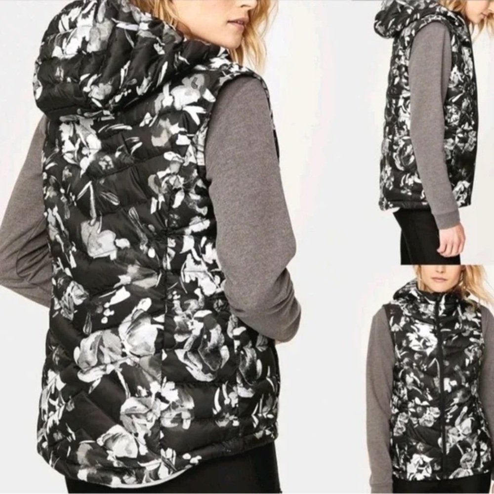 Lole Black Winter Bloom Hooded Down Vest | XS - Picture 13 of 14